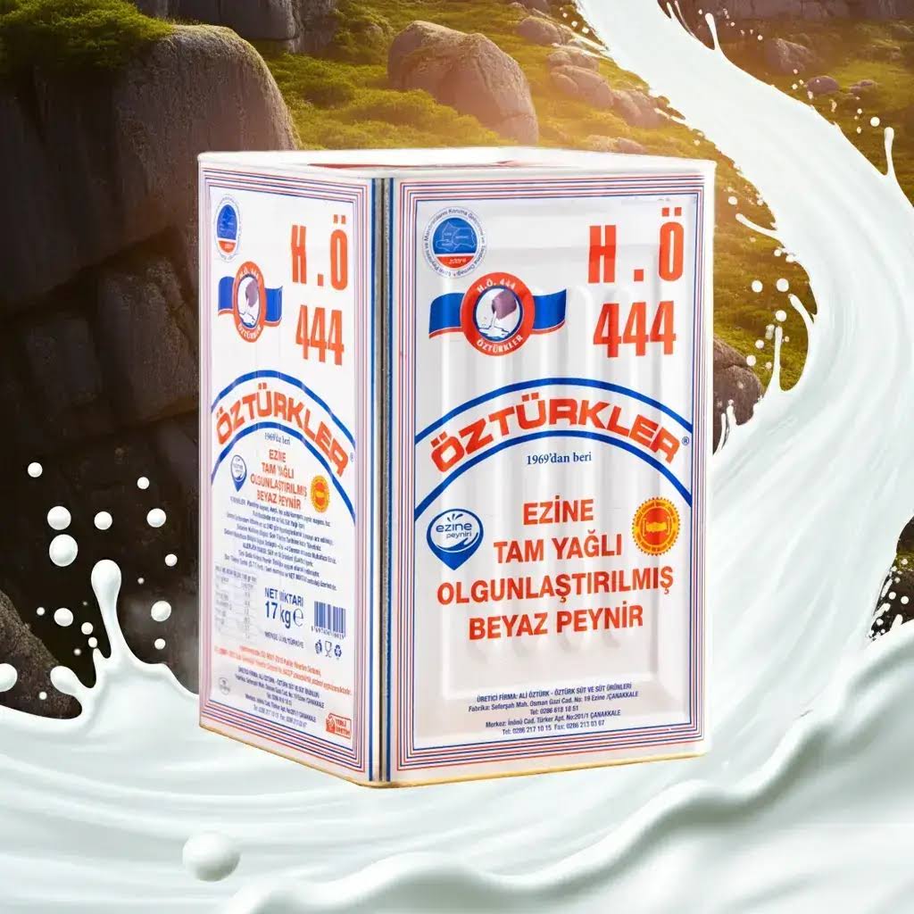 Tam Yağlı Keçi Peynirimiz, pastörize edilmiş %60 keçi,%25 koyun,%15 inek sütü karışımından, şirden mayasıyla mayalanarak 240 gün olgunlaştırılarak üretilmiştir.